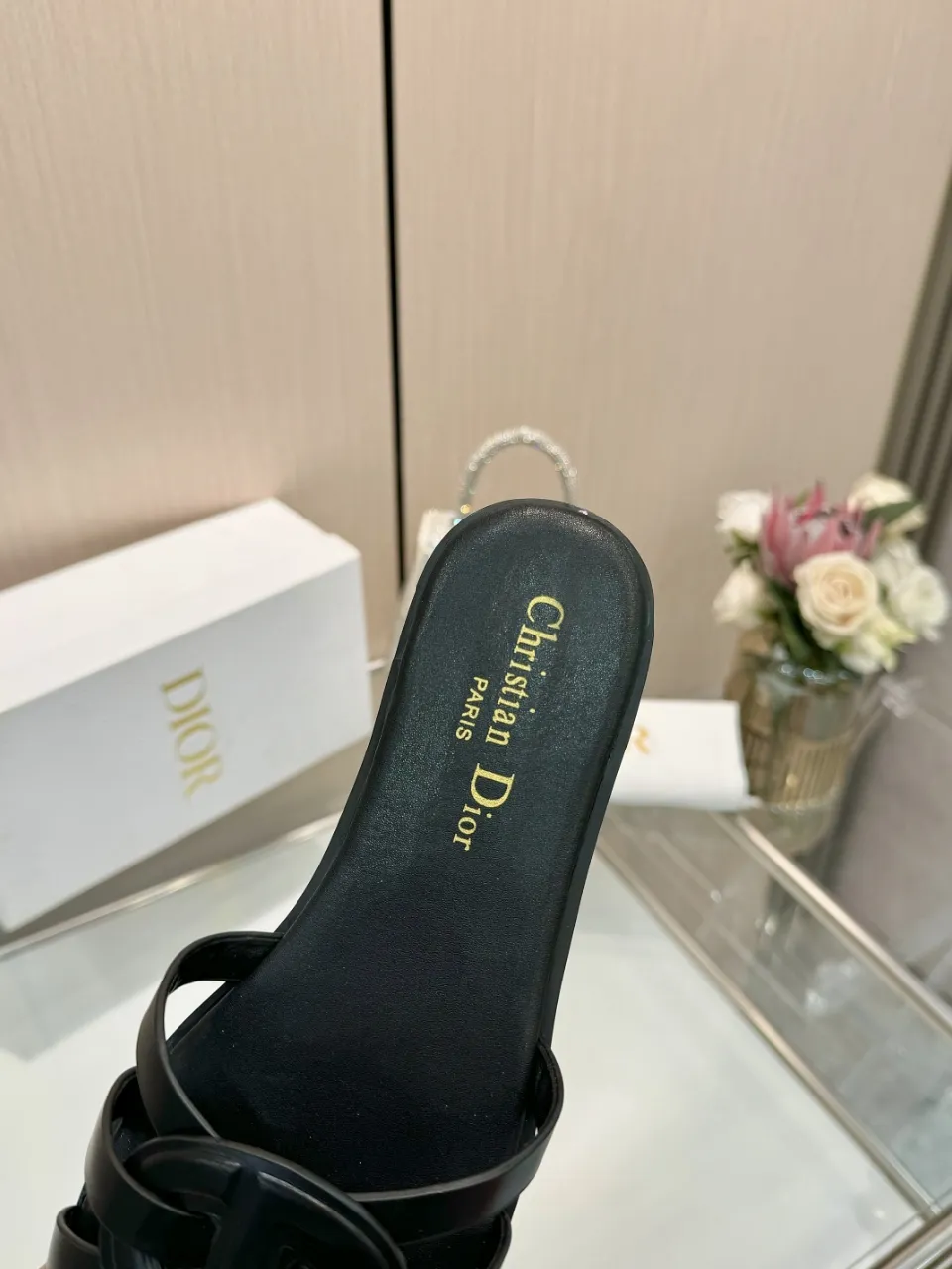 👟👟Ex-factory price 340👟👟 Dior new model, 9 colors available, cowhide fabric, code number 35-42, leather sole +40